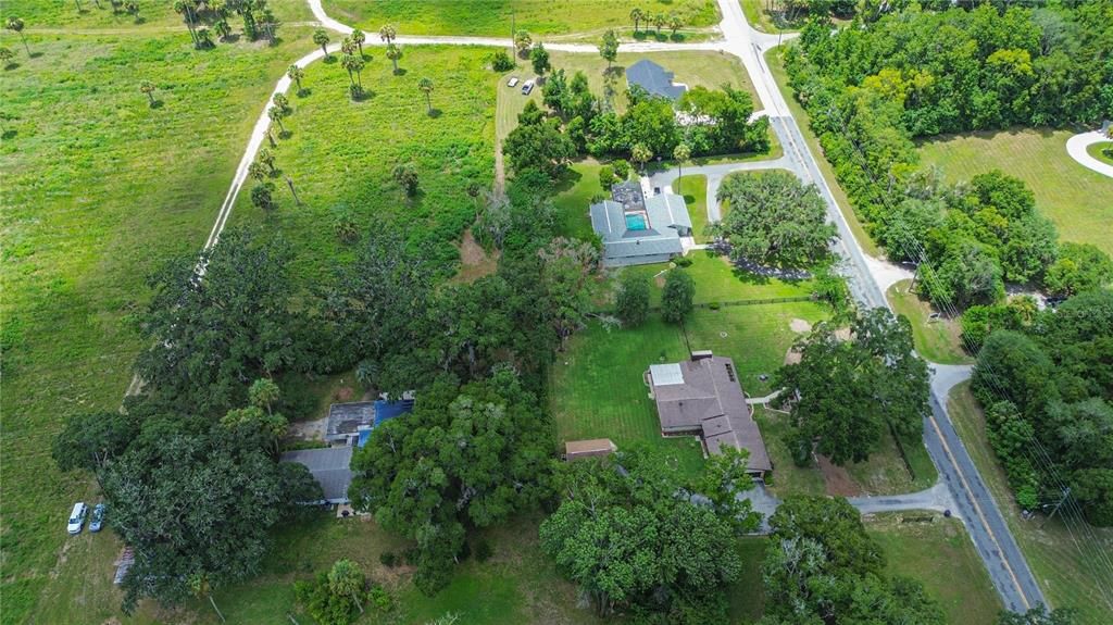 For Sale: $220,000 (3 beds, 3 baths, 1784 Square Feet)