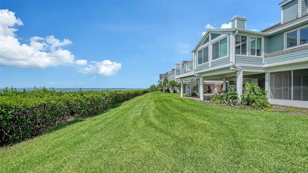For Sale: $1,199,000 (4 beds, 2 baths, 3165 Square Feet)