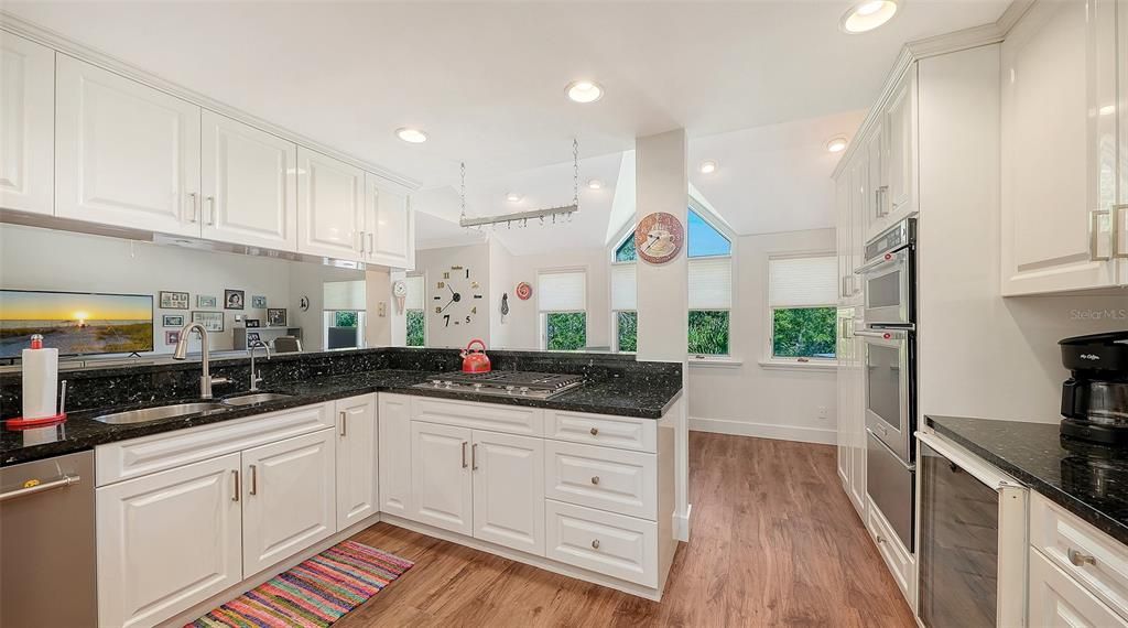 For Sale: $1,199,000 (4 beds, 2 baths, 3165 Square Feet)