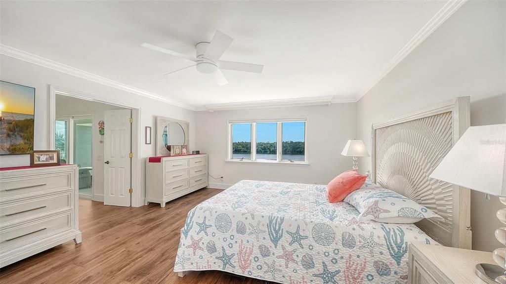 For Sale: $1,199,000 (4 beds, 2 baths, 3165 Square Feet)