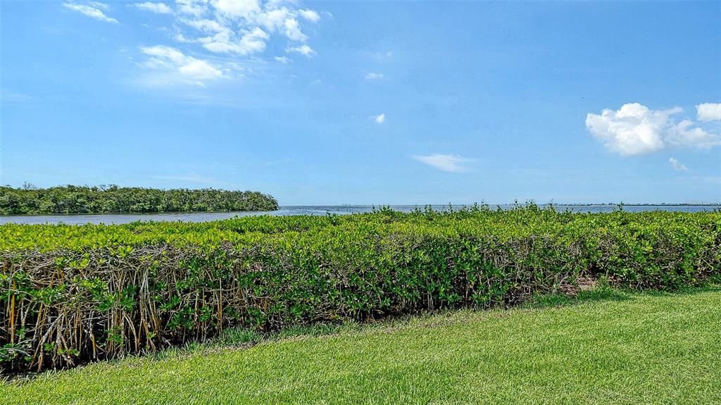 For Sale: $1,199,000 (4 beds, 2 baths, 3165 Square Feet)