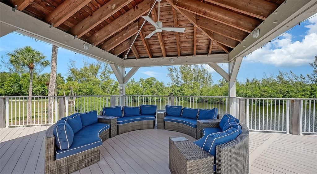 For Sale: $1,199,000 (4 beds, 2 baths, 3165 Square Feet)