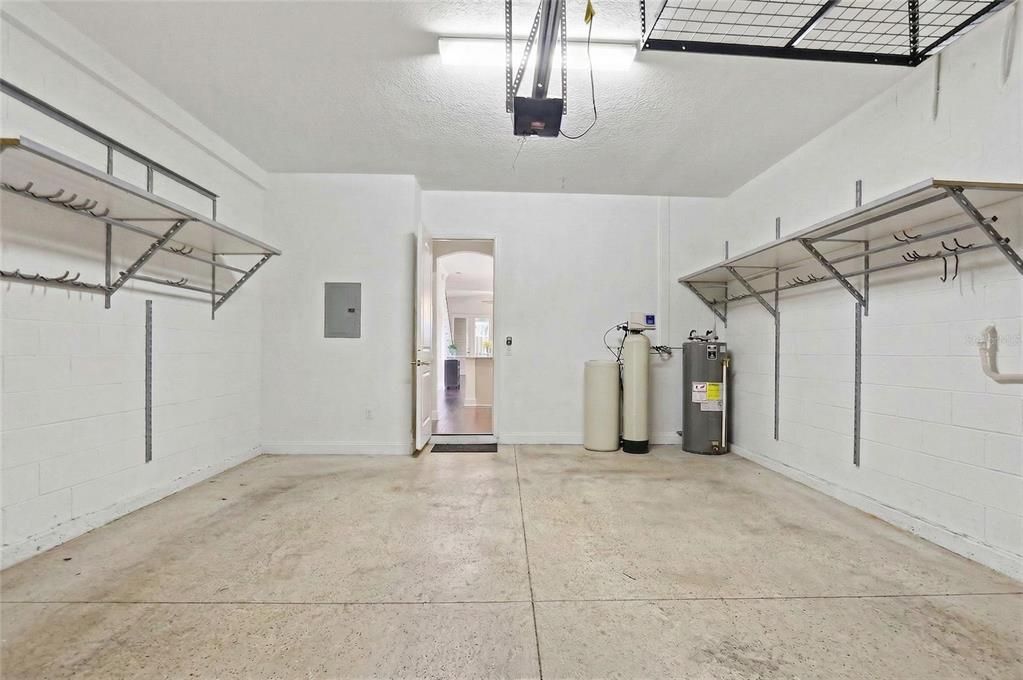 For Sale: $775,000 (3 beds, 2 baths, 2051 Square Feet)