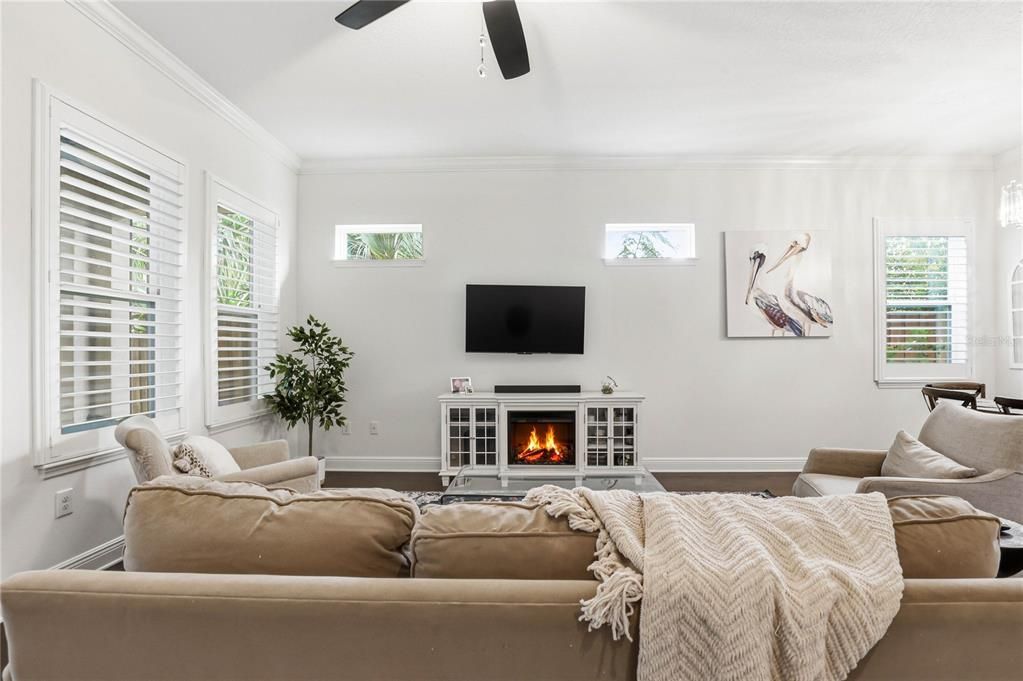 For Sale: $775,000 (3 beds, 2 baths, 2051 Square Feet)