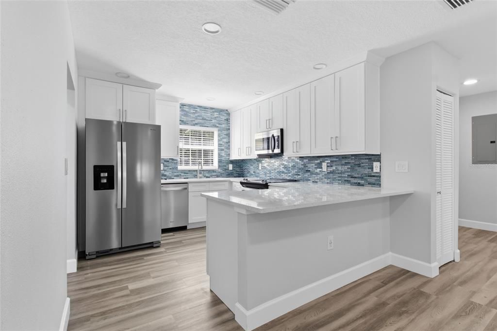 For Sale: $525,000 (3 beds, 1 baths, 1494 Square Feet)