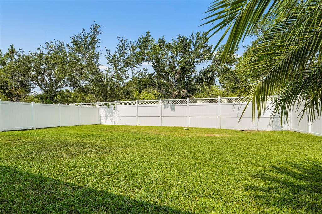 For Sale: $549,000 (5 beds, 3 baths, 3000 Square Feet)