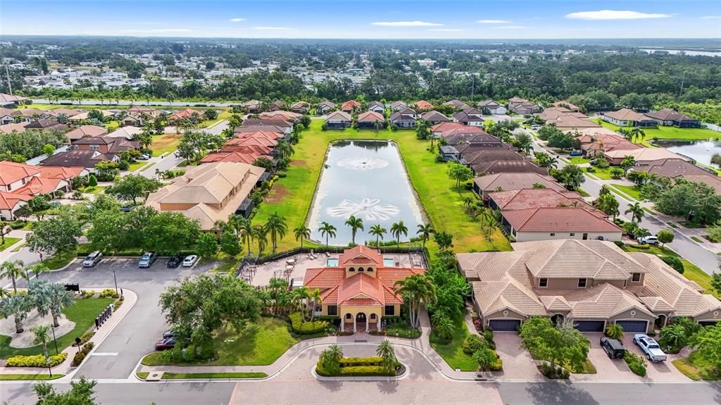For Sale: $549,000 (5 beds, 3 baths, 3000 Square Feet)