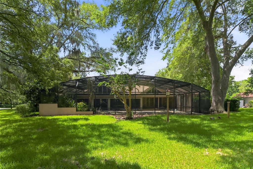 For Sale: $799,900 (4 beds, 3 baths, 4440 Square Feet)
