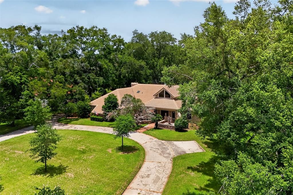For Sale: $799,900 (4 beds, 3 baths, 4440 Square Feet)