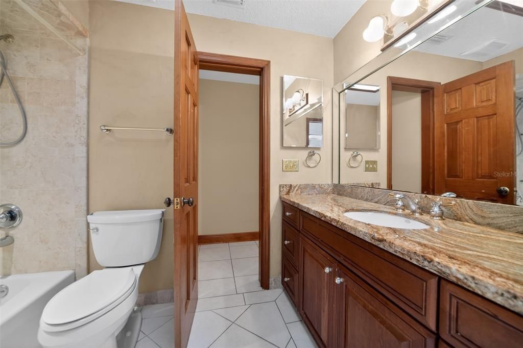 For Sale: $799,900 (4 beds, 3 baths, 4440 Square Feet)