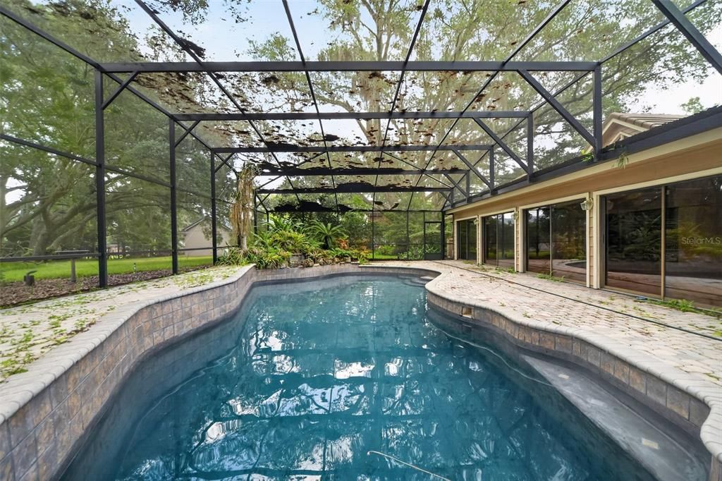 For Sale: $799,900 (4 beds, 3 baths, 4440 Square Feet)