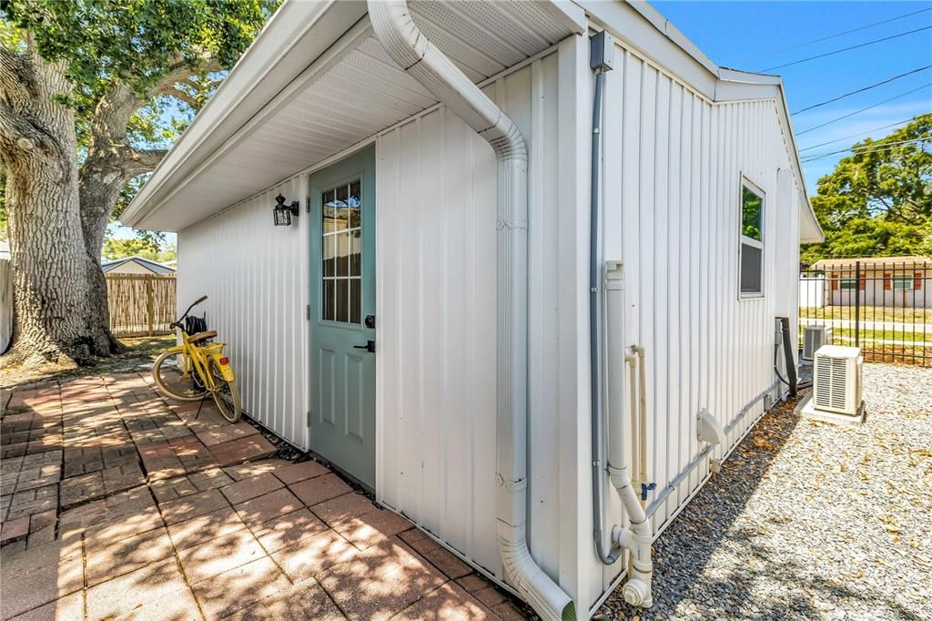 На продажу: $695,000 (3 спален, 2 ванн, 1438 Квадратных фут)