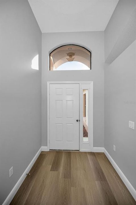 For Sale: $362,000 (2 beds, 2 baths, 1558 Square Feet)