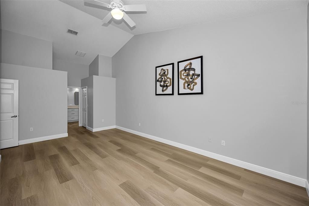 For Sale: $362,000 (2 beds, 2 baths, 1558 Square Feet)