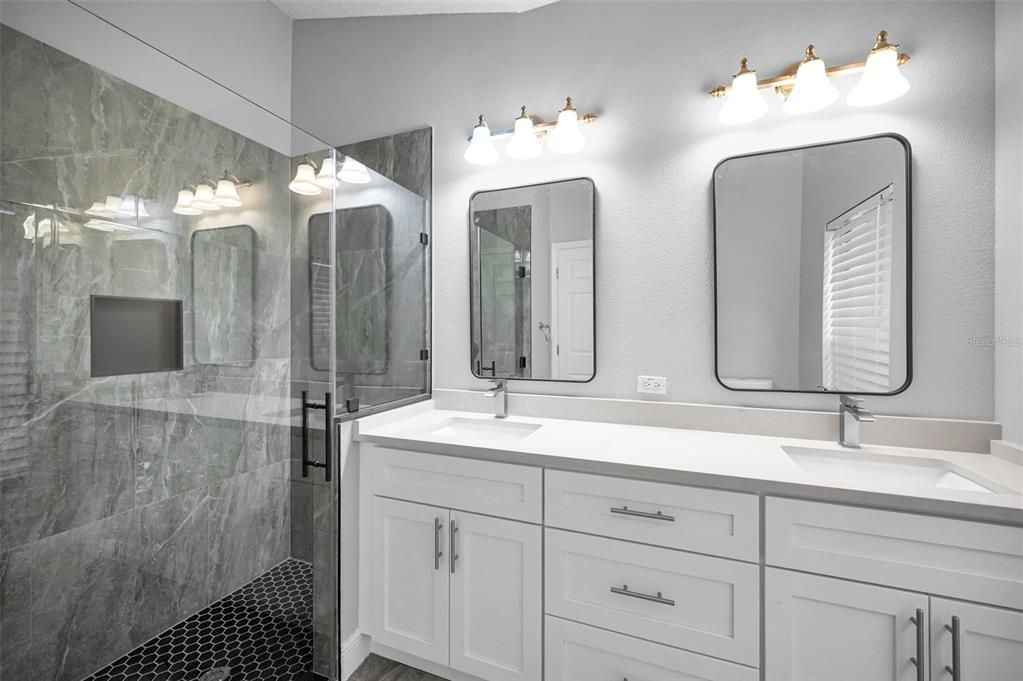 For Sale: $362,000 (2 beds, 2 baths, 1558 Square Feet)