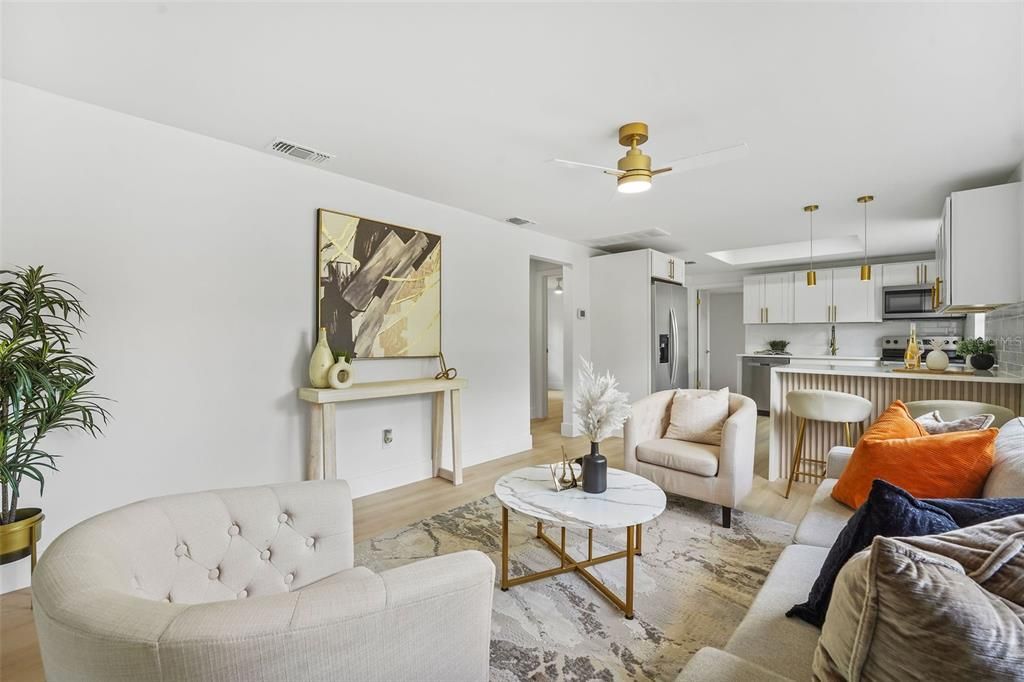 For Sale: $279,900 (3 beds, 1 baths, 1128 Square Feet)