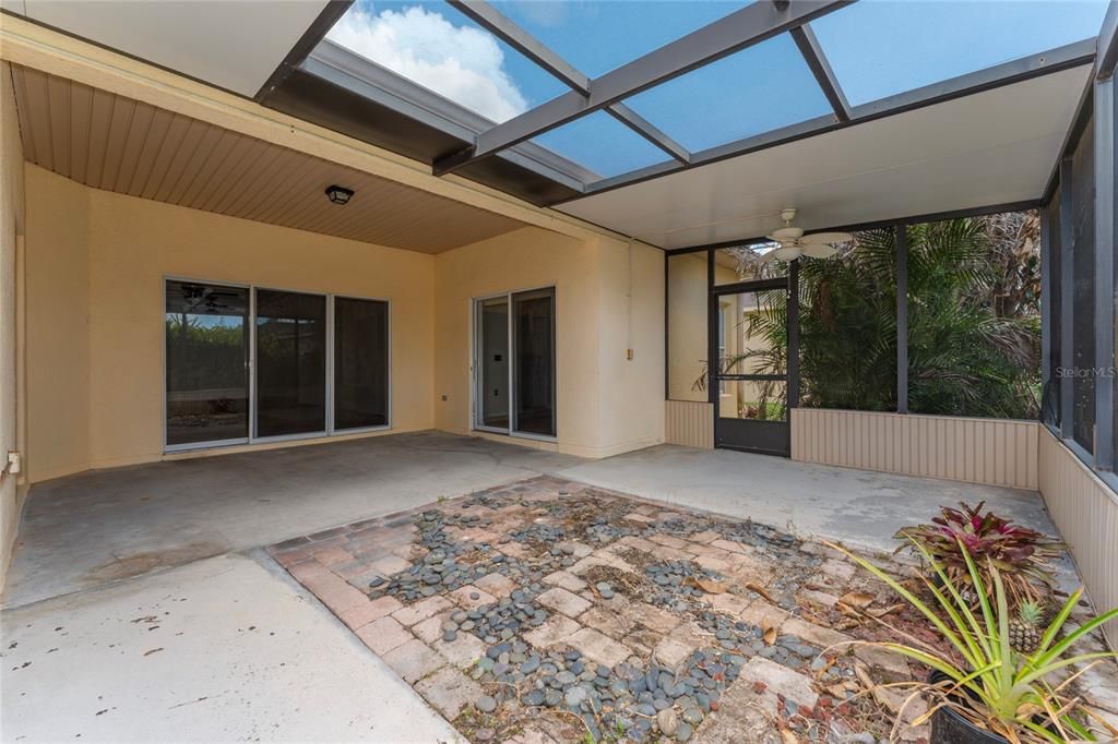 For Sale: $279,900 (3 beds, 2 baths, 1786 Square Feet)