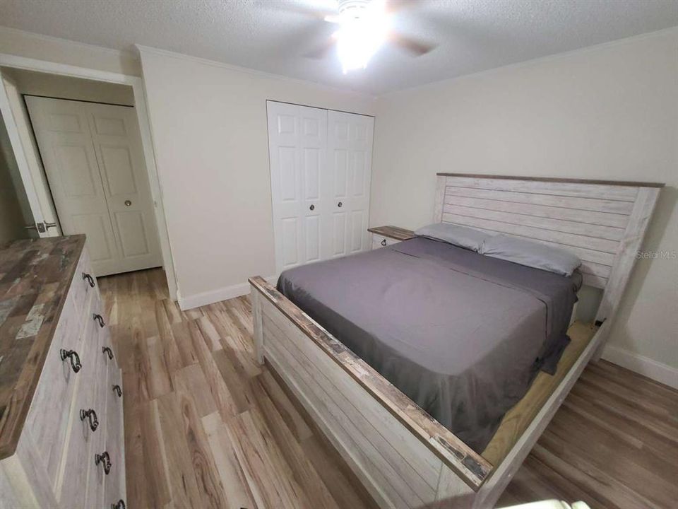 For Sale: $110,000 (1 beds, 1 baths, 548 Square Feet)