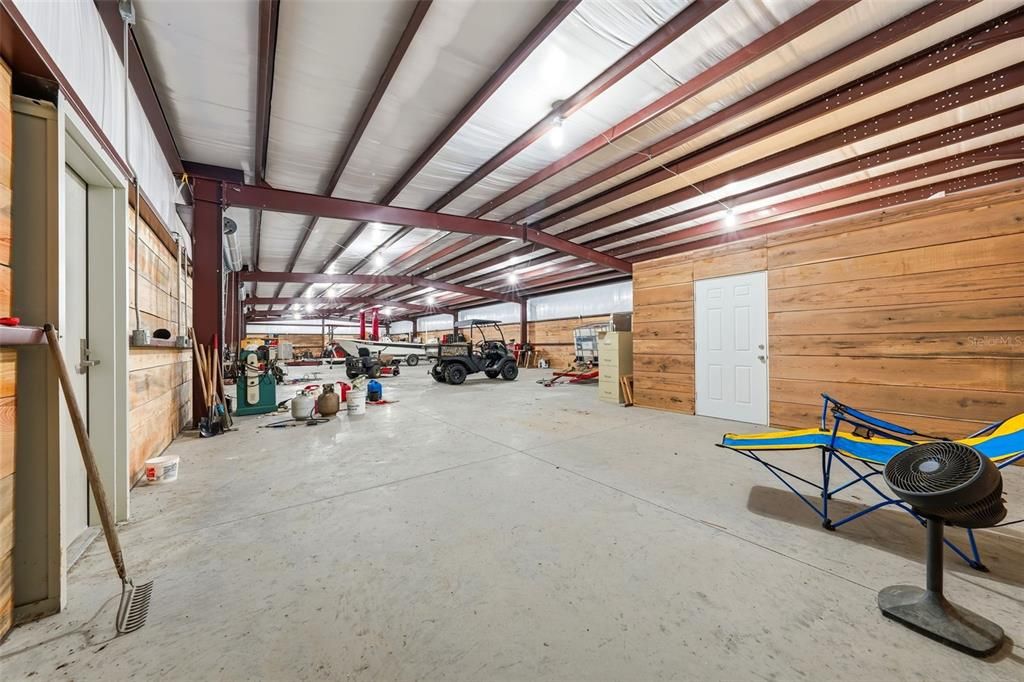 For Sale: $1,100,000 (3 beds, 2 baths, 1727 Square Feet)