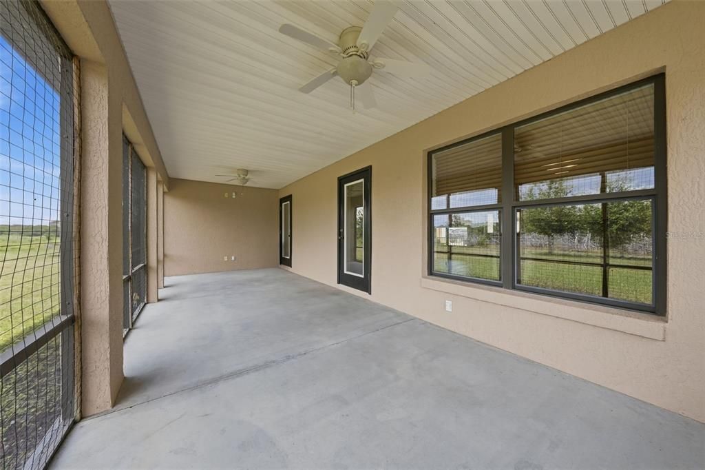 For Sale: $1,100,000 (3 beds, 2 baths, 1727 Square Feet)
