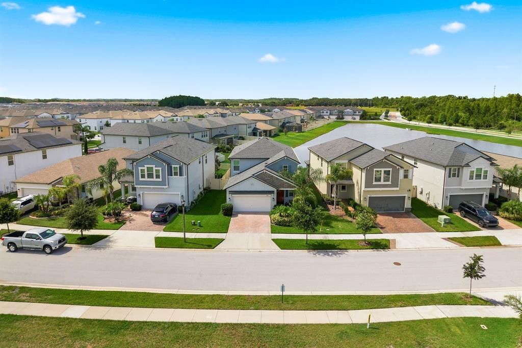 For Sale: $499,999 (5 beds, 3 baths, 2466 Square Feet)