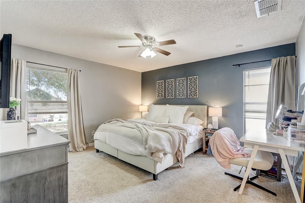 For Sale: $320,000 (4 beds, 2 baths, 1808 Square Feet)