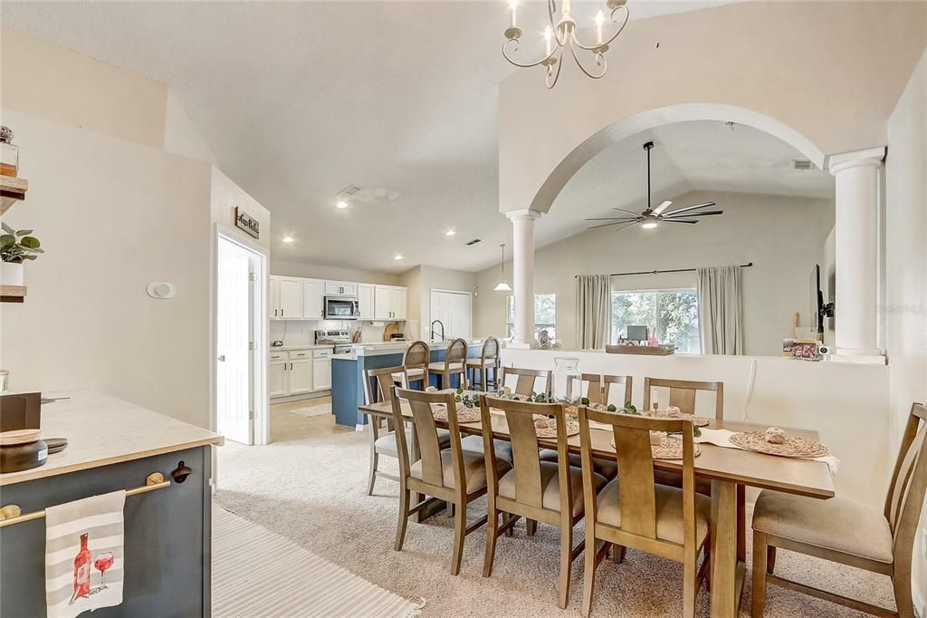 For Sale: $320,000 (4 beds, 2 baths, 1808 Square Feet)