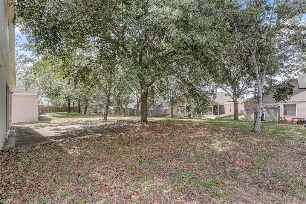 For Sale: $320,000 (4 beds, 2 baths, 1808 Square Feet)