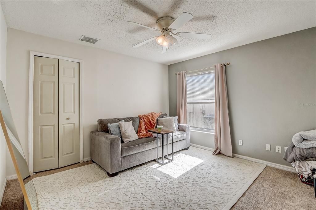 For Sale: $320,000 (4 beds, 2 baths, 1808 Square Feet)