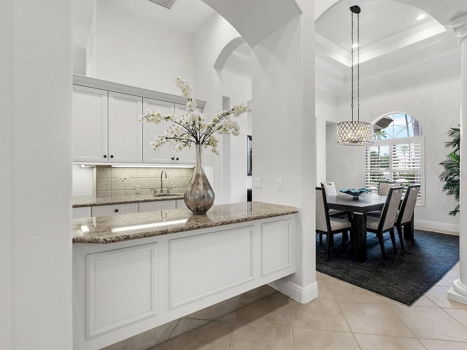 For Sale: $2,195,000 (3 beds, 3 baths, 3718 Square Feet)