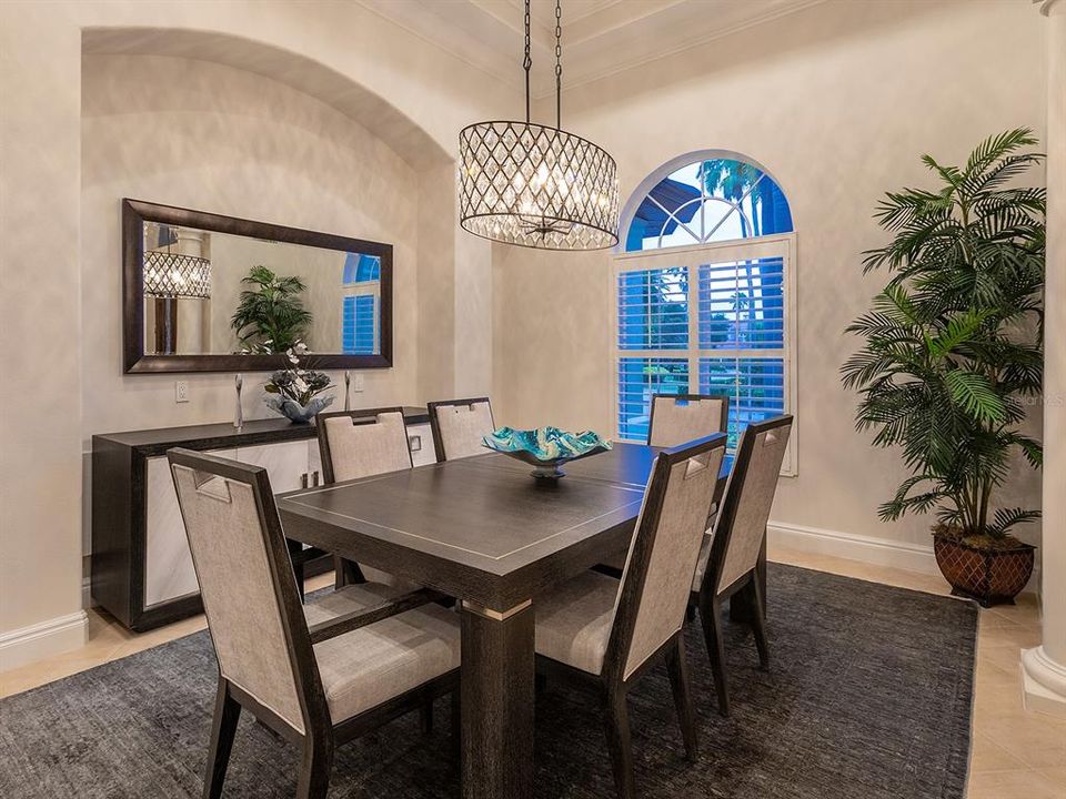For Sale: $2,195,000 (3 beds, 3 baths, 3718 Square Feet)
