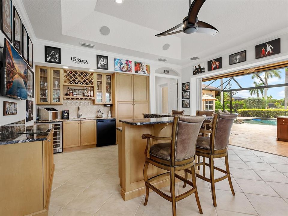 For Sale: $2,195,000 (3 beds, 3 baths, 3718 Square Feet)