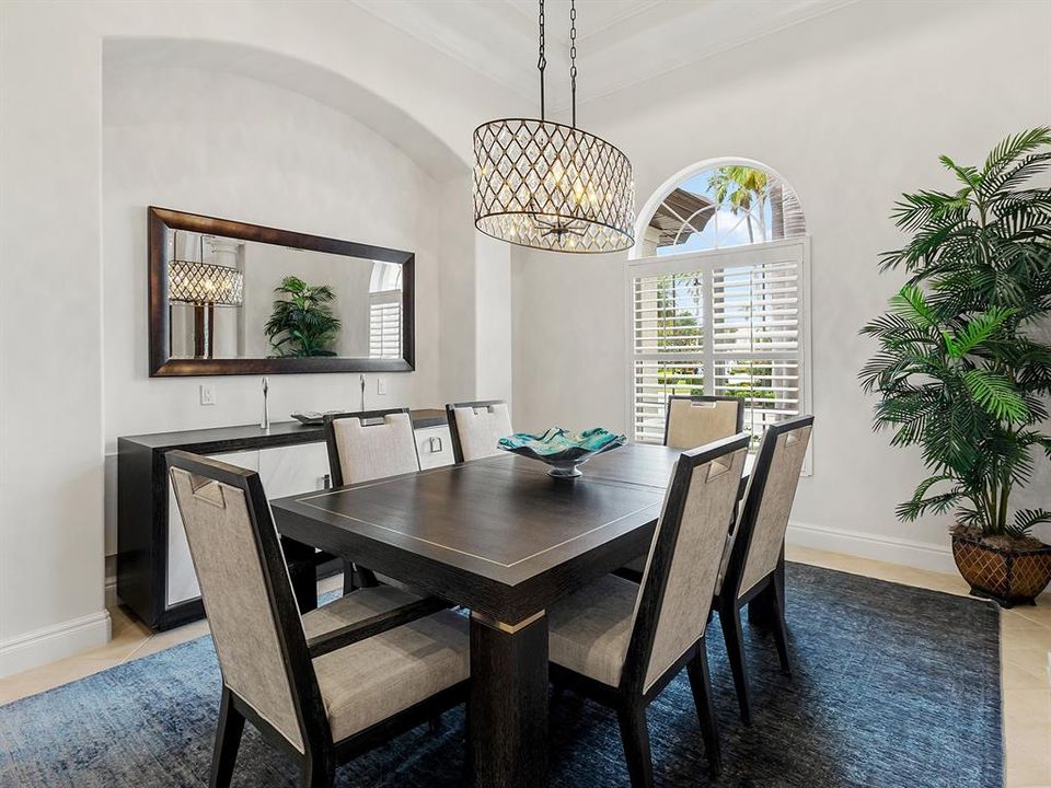 For Sale: $2,195,000 (3 beds, 3 baths, 3718 Square Feet)