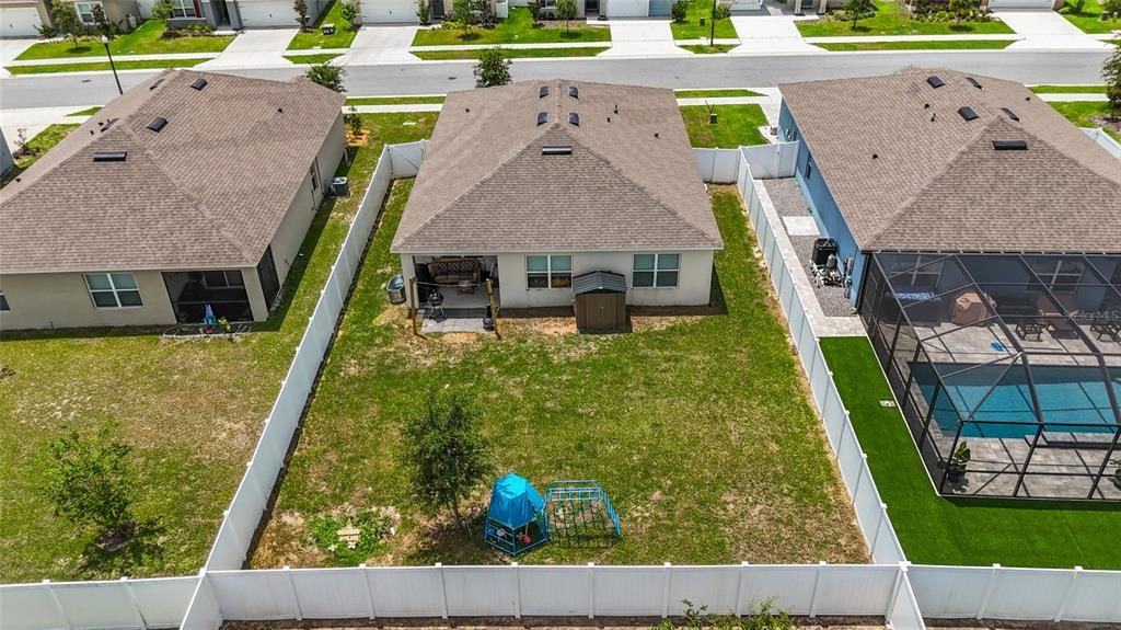 For Sale: $315,000 (3 beds, 2 baths, 1671 Square Feet)