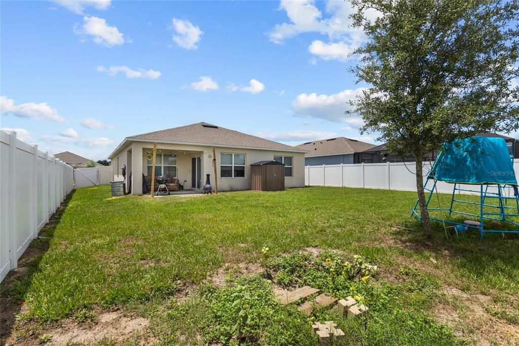 For Sale: $315,000 (3 beds, 2 baths, 1671 Square Feet)
