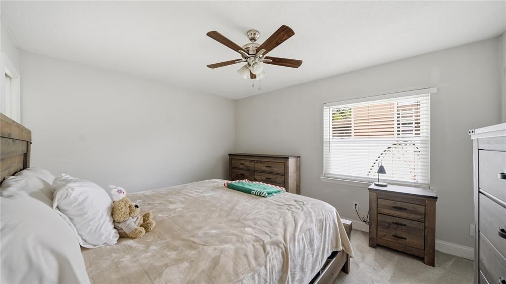 For Sale: $499,000 (3 beds, 2 baths, 1095 Square Feet)