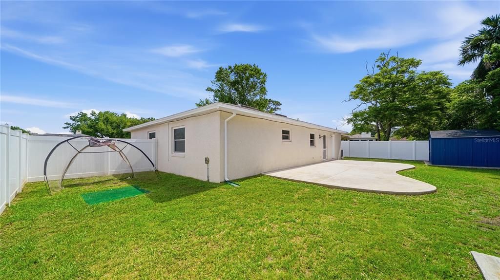 For Sale: $499,000 (3 beds, 2 baths, 1095 Square Feet)