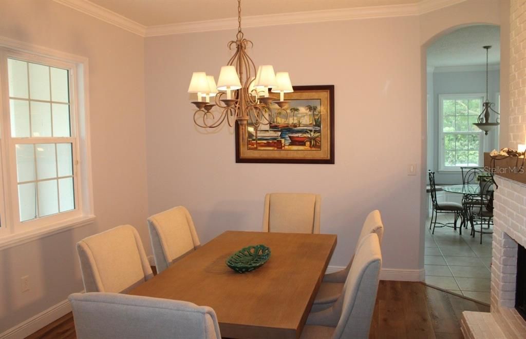 En Venta: $845,000 (4 camas, 3 baños, 3169 Pies cuadrados)