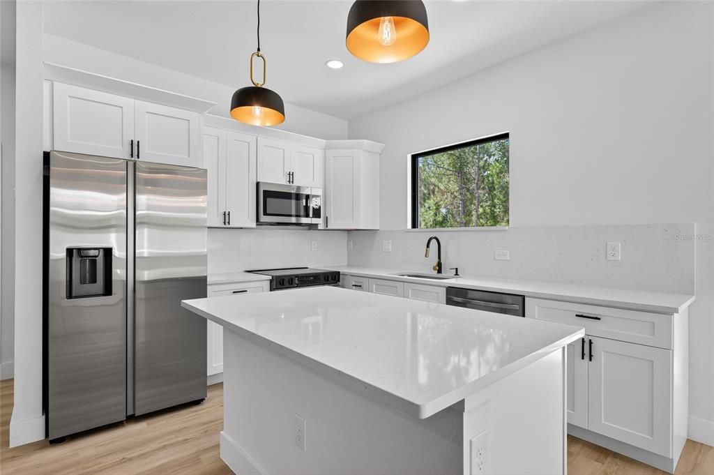 For Sale: $360,000 (3 beds, 2 baths, 1500 Square Feet)