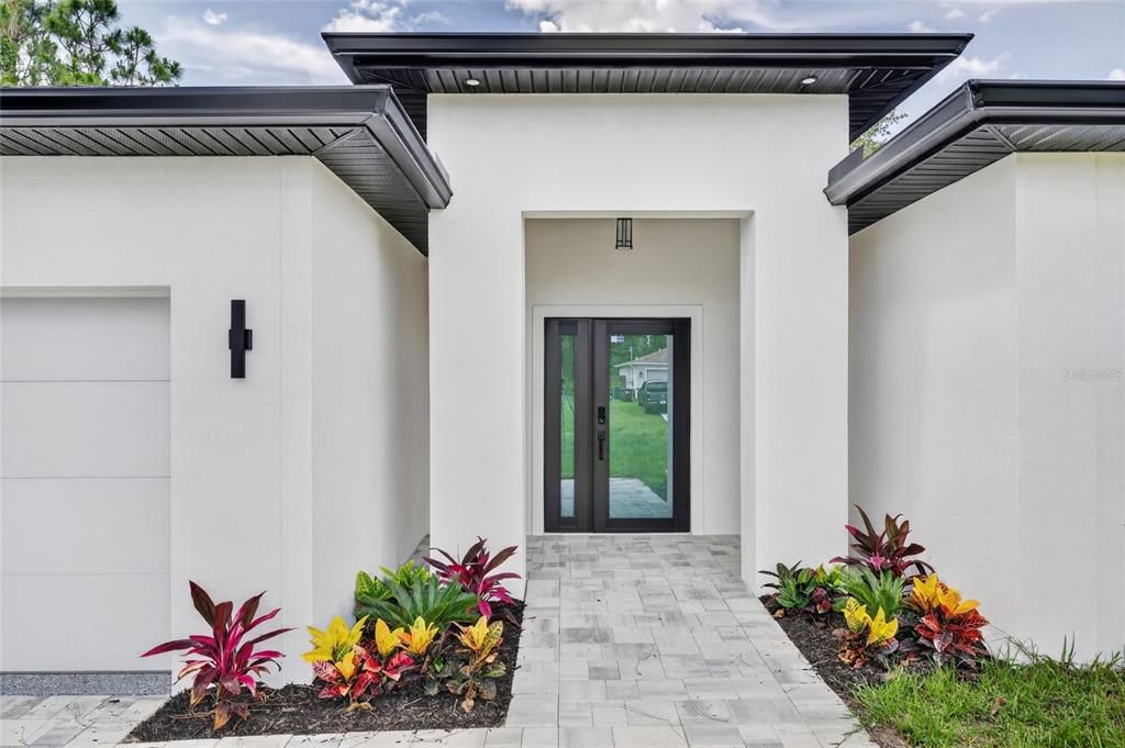 For Sale: $360,000 (3 beds, 2 baths, 1500 Square Feet)
