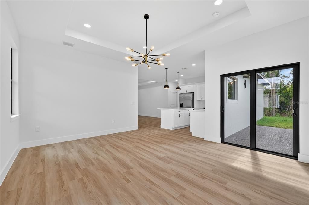 For Sale: $360,000 (3 beds, 2 baths, 1500 Square Feet)