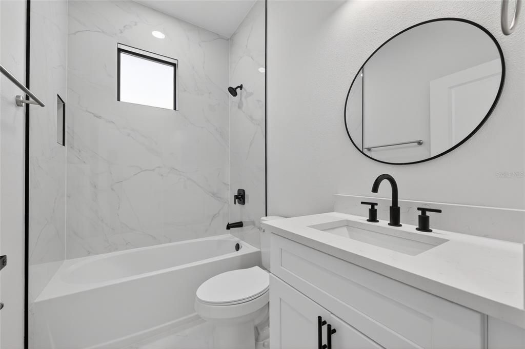 For Sale: $360,000 (3 beds, 2 baths, 1500 Square Feet)