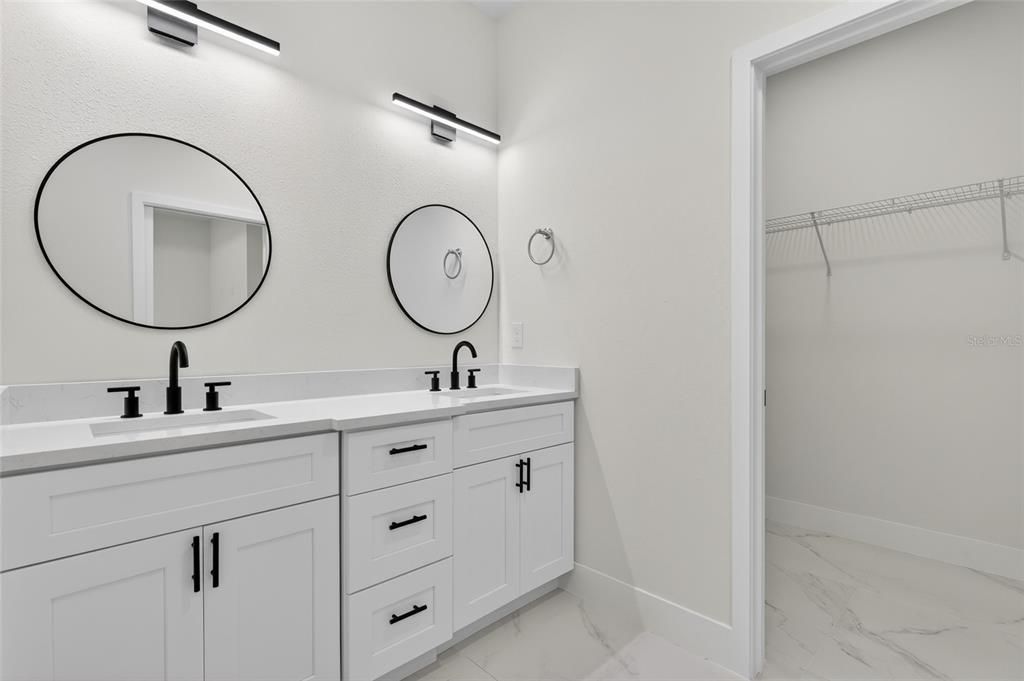 For Sale: $360,000 (3 beds, 2 baths, 1500 Square Feet)