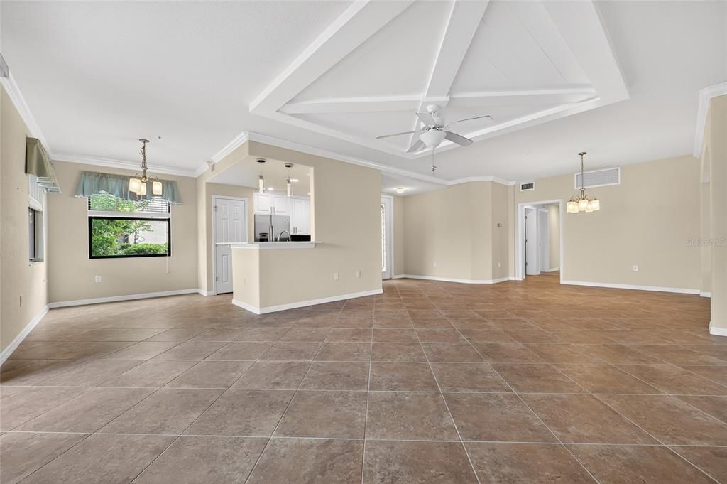 For Sale: $350,000 (3 beds, 2 baths, 1706 Square Feet)