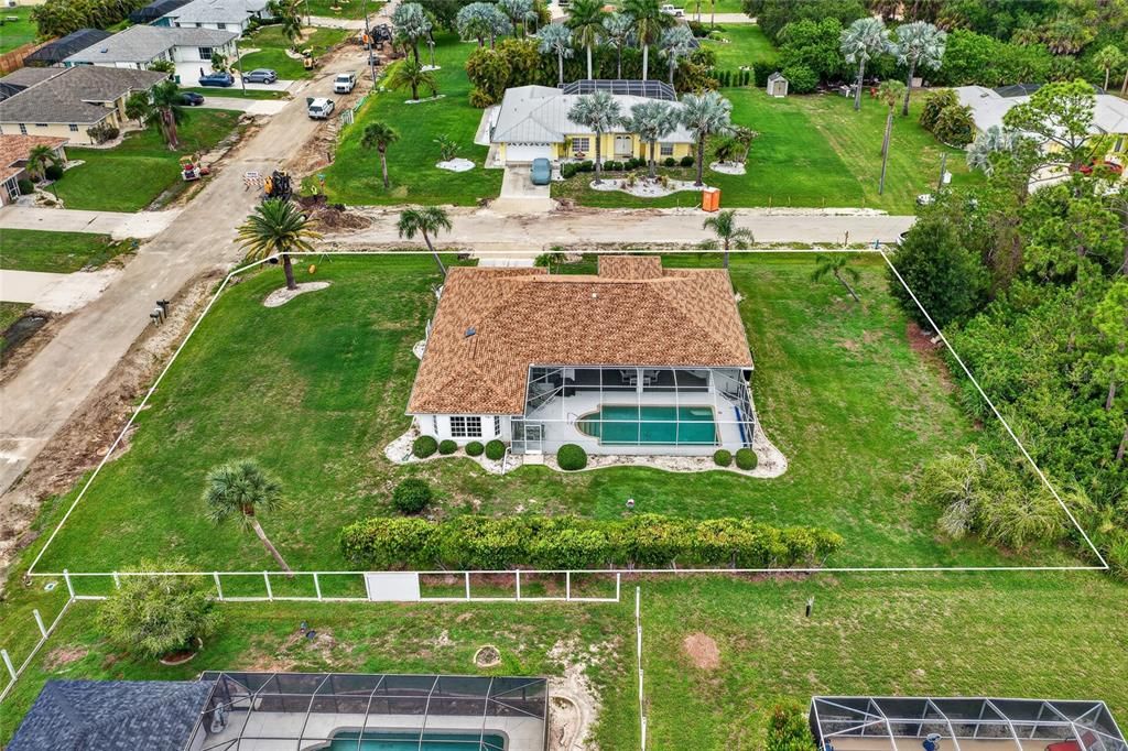 En Venta: $450,000 (3 camas, 2 baños, 2139 Pies cuadrados)