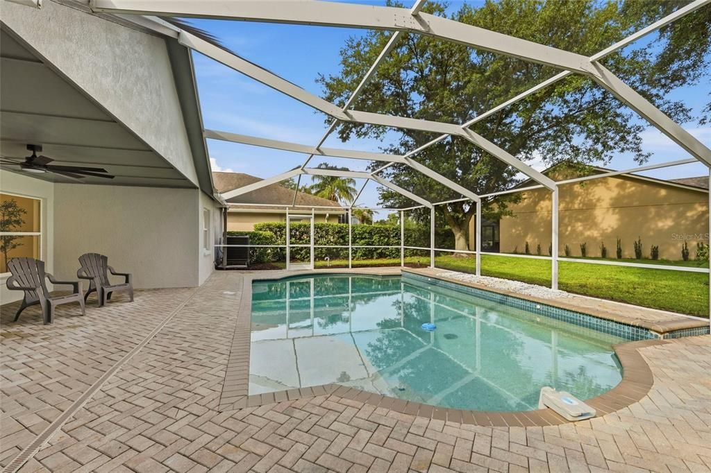 En Venta: $559,000 (4 camas, 2 baños, 2070 Pies cuadrados)