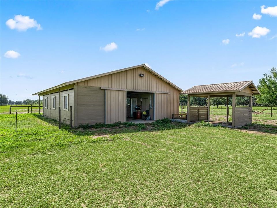 For Sale: $1,000,000 (3 beds, 3 baths, 3956 Square Feet)