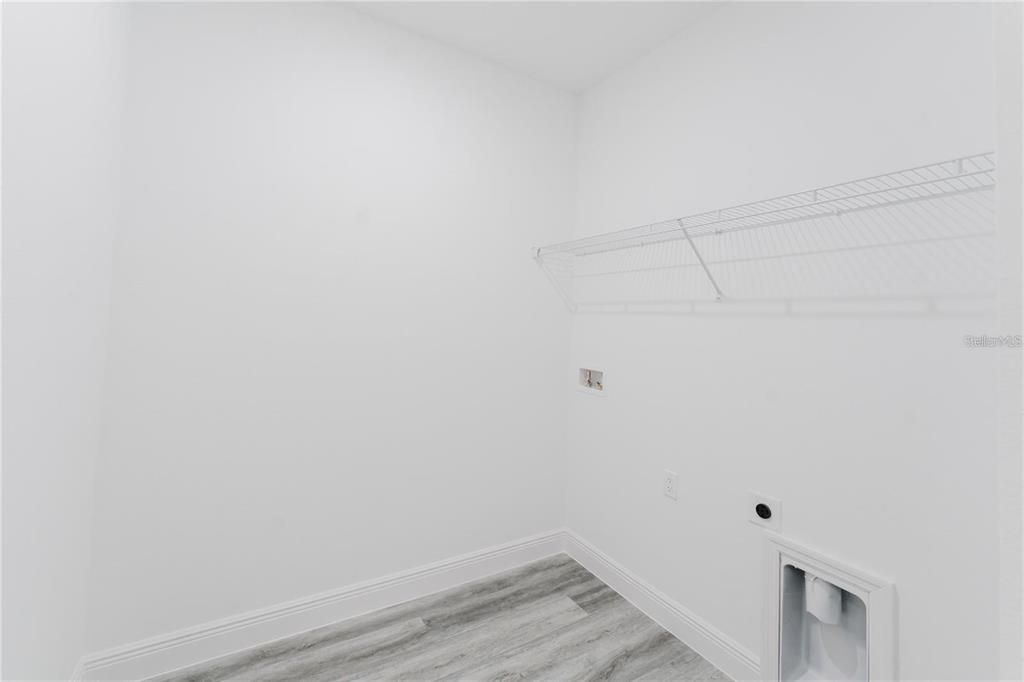 En Renta: $1,950 (4 camas, 2 baños, 1774 Pies cuadrados)