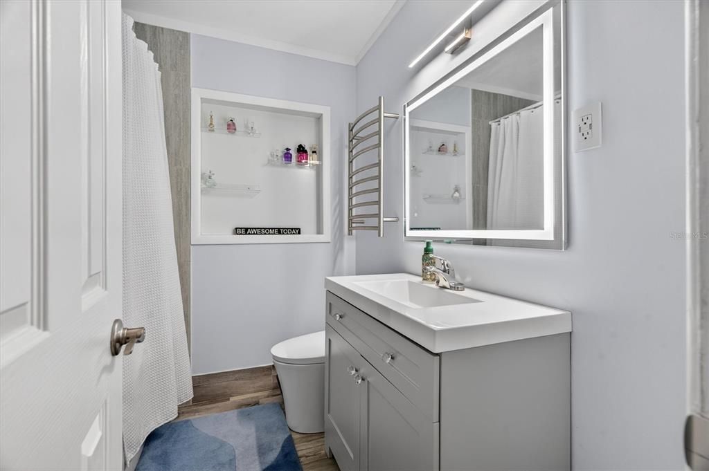 For Sale: $535,000 (4 beds, 2 baths, 1739 Square Feet)