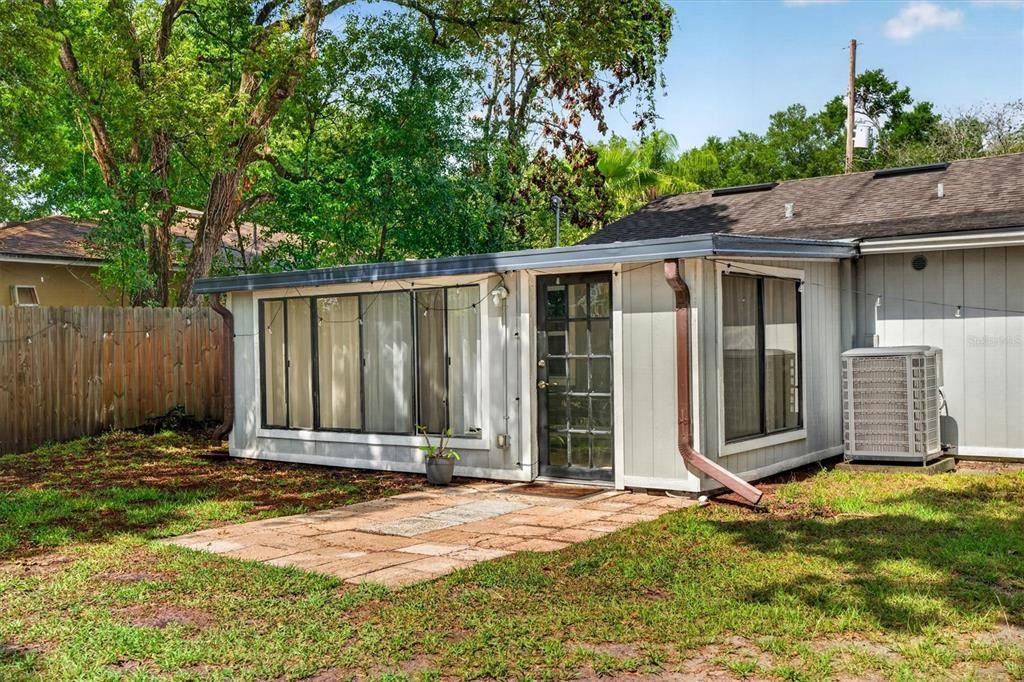 For Sale: $535,000 (4 beds, 2 baths, 1739 Square Feet)